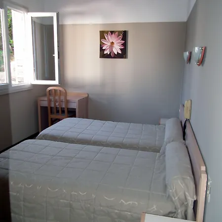 De Porticcio Hotel 2*